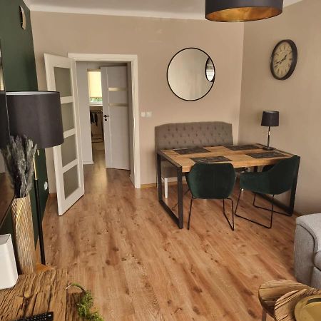 Apartament.Wolnosc Apartment Warsawa Bagian luar foto